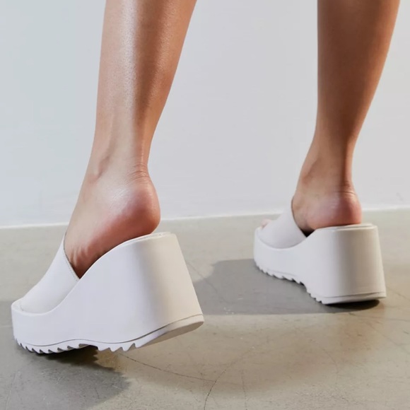 Y2K Chunky Platform Wedges in Off White - Picture 5 of 6